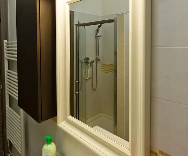 Casa In Centro!house In Center! 아파트 *