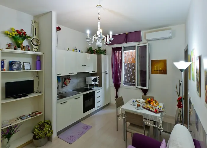 Casa In Centro!house In Center! * بولونيا